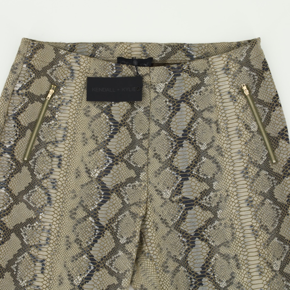 Kendall + Kylie Snakeskin Print High Rise Tapered Pants Zip Size 2X NWT - Picture 6 of 9